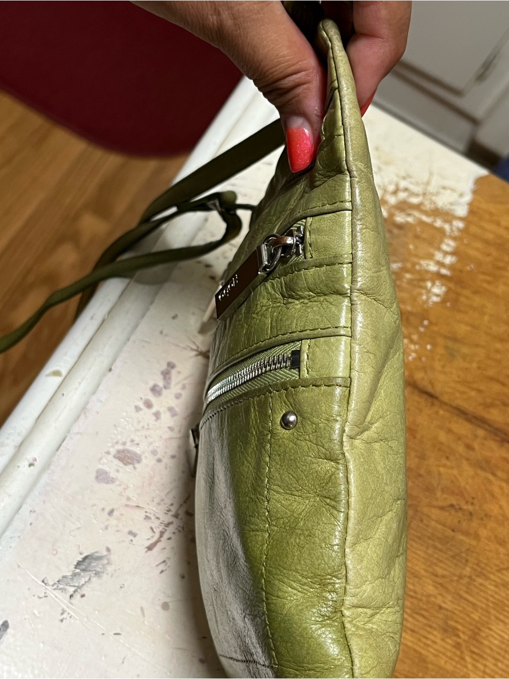 Hobo the Original Becka Crossbody Green Leaf Top Grain leather Pre loved . - Picture 8 of 13